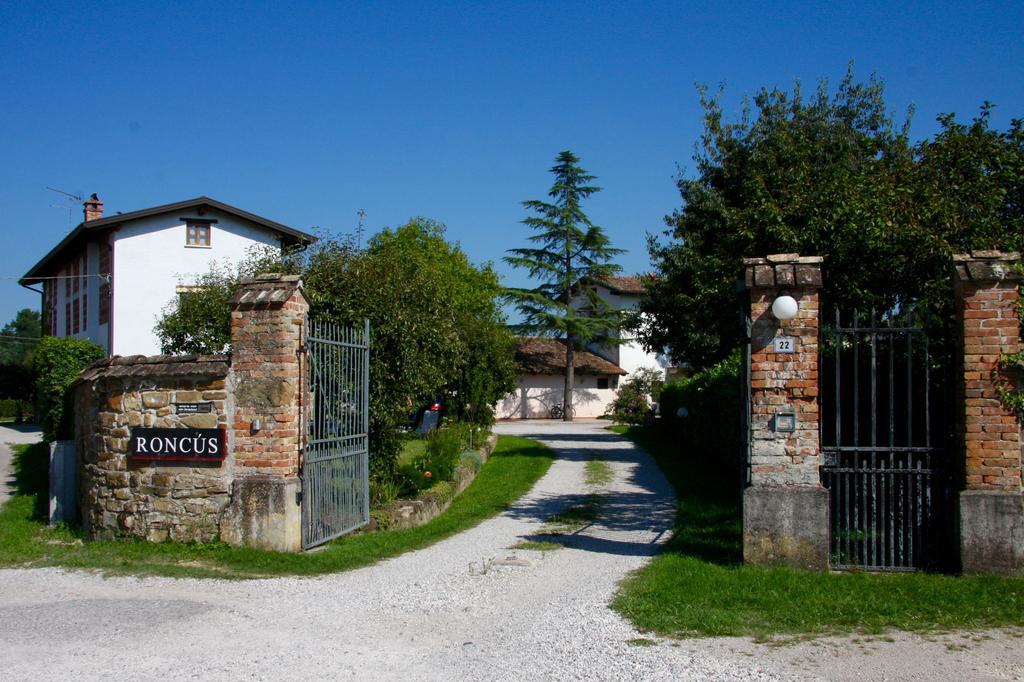 הוילה Capriva del Friuli Casa Griunit מראה חיצוני תמונה